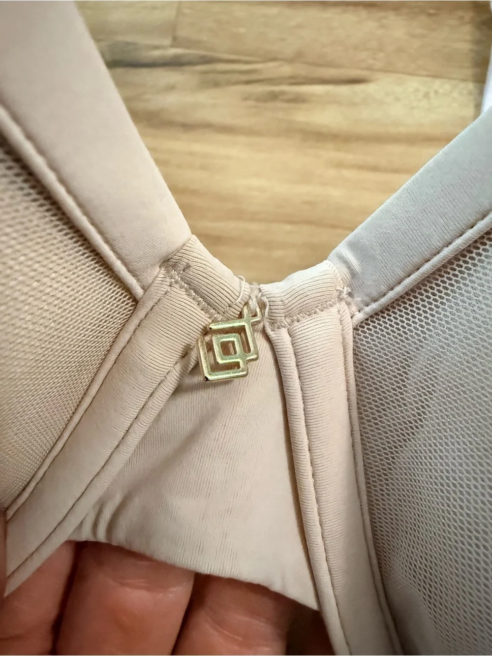 ThirdLove 24/7 Classic Contour Plunge Bra‎ 36G Nude Beige Underwire T-Shirt